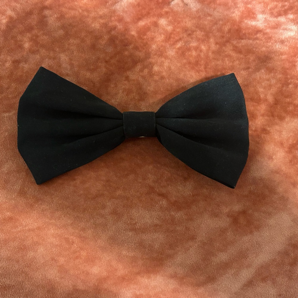 Elegant Black Bow Tie Hair Barrette